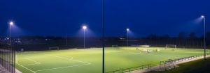 Mehr sehen.  Bessere Bedingungen.  Sportplatzbeleuchtung von Philips.