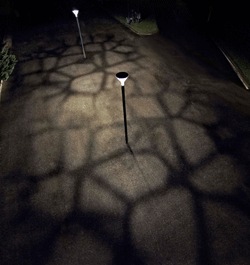 Die Metronomis LED-Leuchten projizieren verschiedene Muster auf beleuchtete Flächen