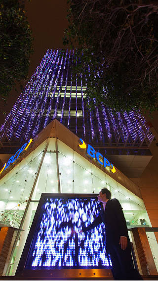 Von Philips Lighting beleuchtetes BCP-Gebäude