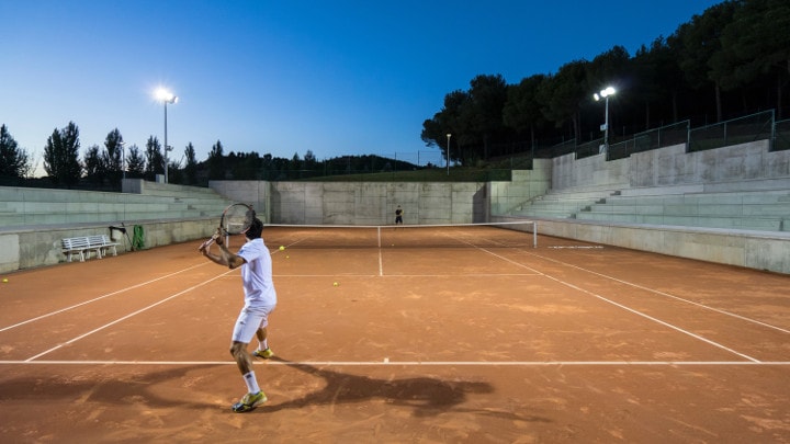 Tennisplatz-Beleuchtung - Flutlichter